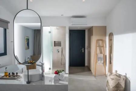 Peninsula Resort & Spa - 35