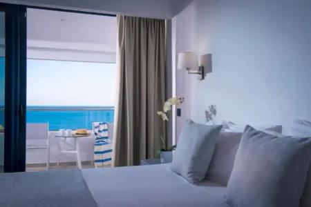 Peninsula Resort & Spa - 20