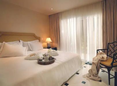 Out Of The Blue Resort & Spa - 75