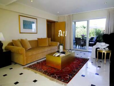 Out Of The Blue Resort & Spa - 84