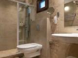 Standard Triple room with garden view