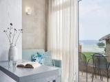 Standard Triple room with sea view