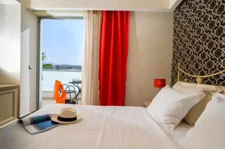 Angela Suites Boutique - 96