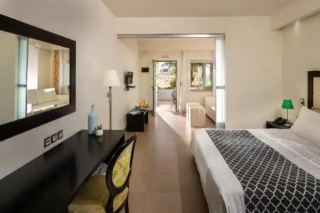 Angela Suites Boutique - 48