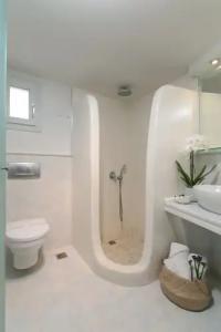 Iria Beach Art - 193