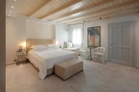 Iria Beach Art - 165