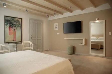 Iria Beach Art - 161