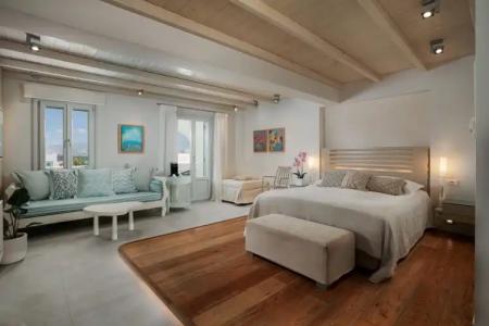 Iria Beach Art - 196