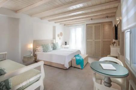 Iria Beach Art - 126