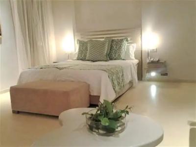 Iria Beach Art - 116