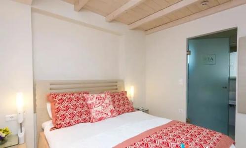 Iria Beach Art - 225