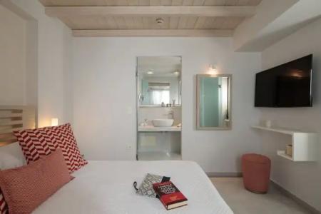 Iria Beach Art - 230