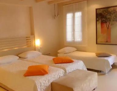 Iria Beach Art - 138