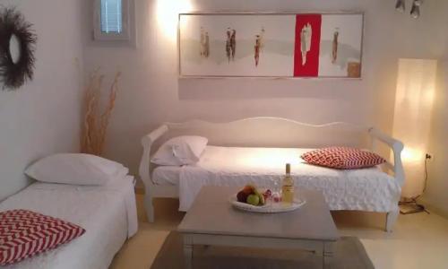 Iria Beach Art - 226