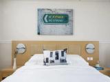 2 Bedrooms Standard Family room with partial sea view