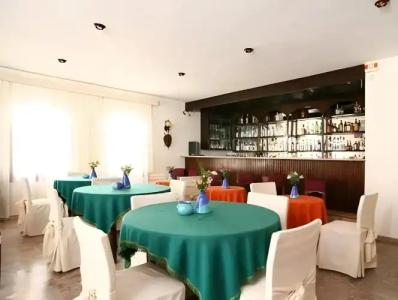 Aeolis Boutique - 21