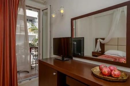 Aeolis Boutique - 72