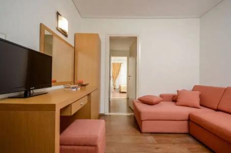 Aeolis Boutique - 193