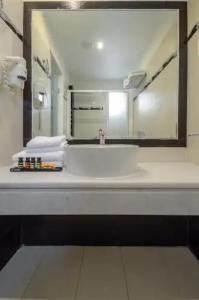 Aeolis Boutique - 147