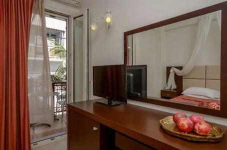 Aeolis Boutique - 67