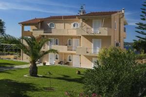Panorama Fanari studios and apartments, Argostoli
