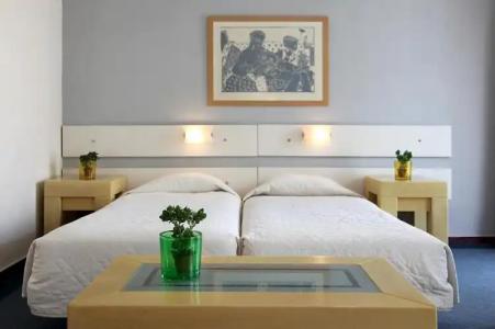 Dorian Inn - Sure Collection by Best Western - 38