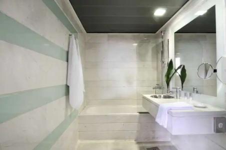 Dorian Inn - Sure Collection by Best Western - 81