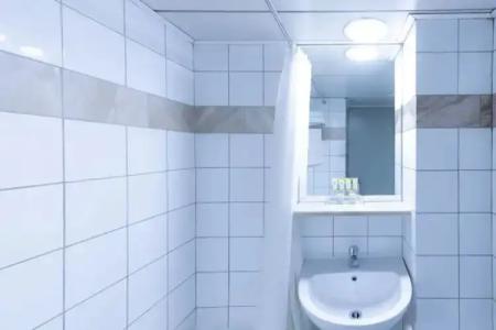 Dorian Inn - Sure Collection by Best Western - 29