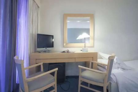 Dorian Inn - Sure Collection by Best Western - 39