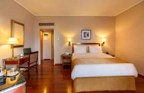 Ilisia Athens - 4
