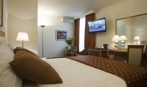 Ilisia Athens - 32