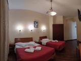 Standard Triple room with balcony
