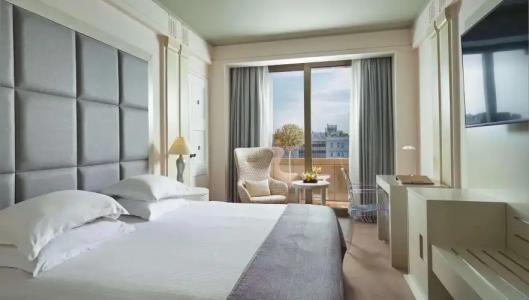 NJV Athens Plaza - 48