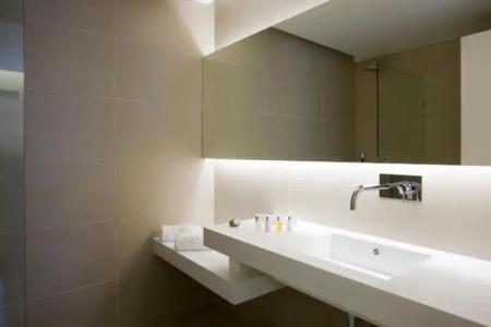 O&B Athens Boutique - 143