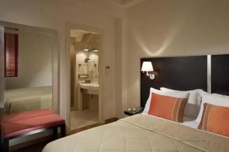 O&B Athens Boutique - 61