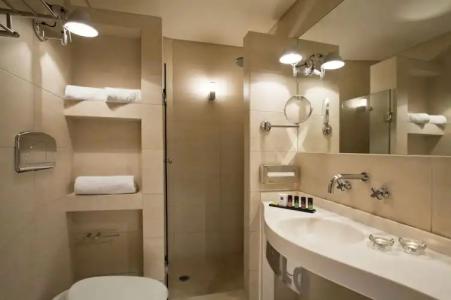 O&B Athens Boutique - 40