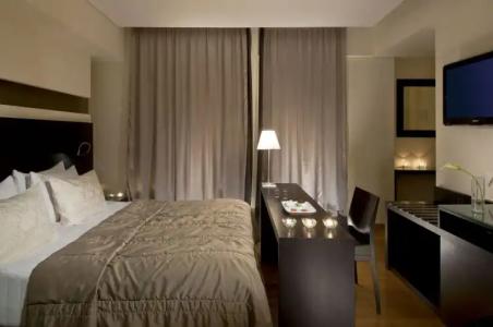 O&B Athens Boutique - 139