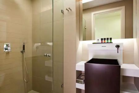 O&B Athens Boutique - 82