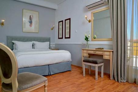 Acropolis Ami Boutique - 109