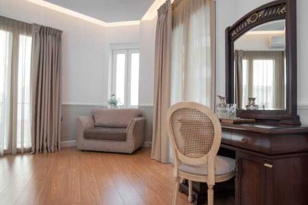 Acropolis Ami Boutique - 104