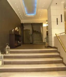 Minoa Athens - 10