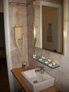 Minoa Athens - 22