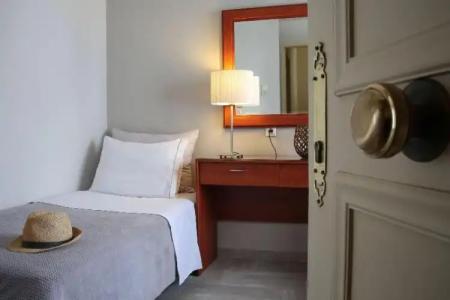 Chryssi Akti, Sure Collection - 88