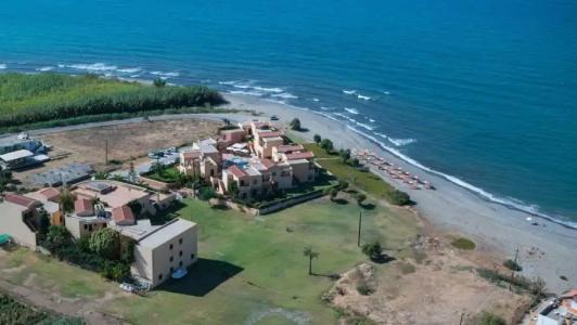 Silver Beach & Apartments - 20