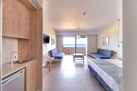 Silver Beach & Apartments - 80