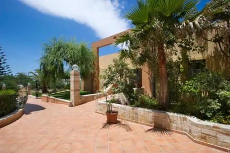 Silver Beach & Apartments - 55