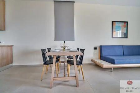 Silver Beach & Apartments - 123