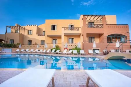 Silver Beach & Apartments - 63