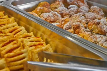 Silver Beach & Apartments - 30