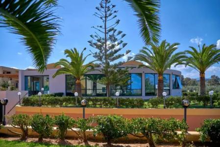 Silver Beach & Apartments - 26